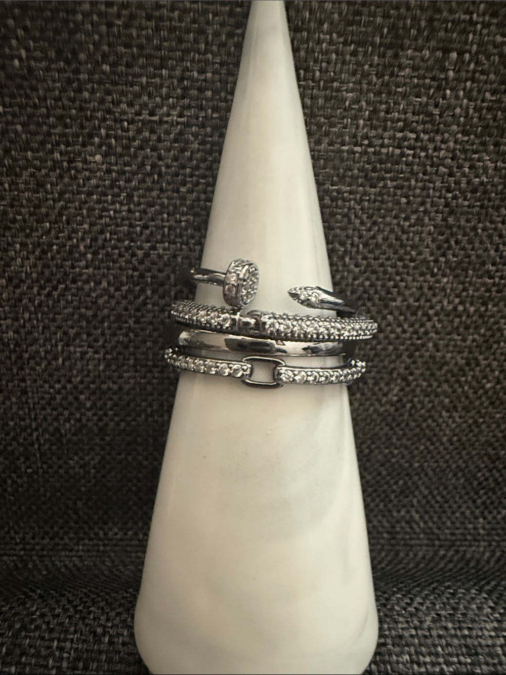 Bomb party delicates Size 9 rings